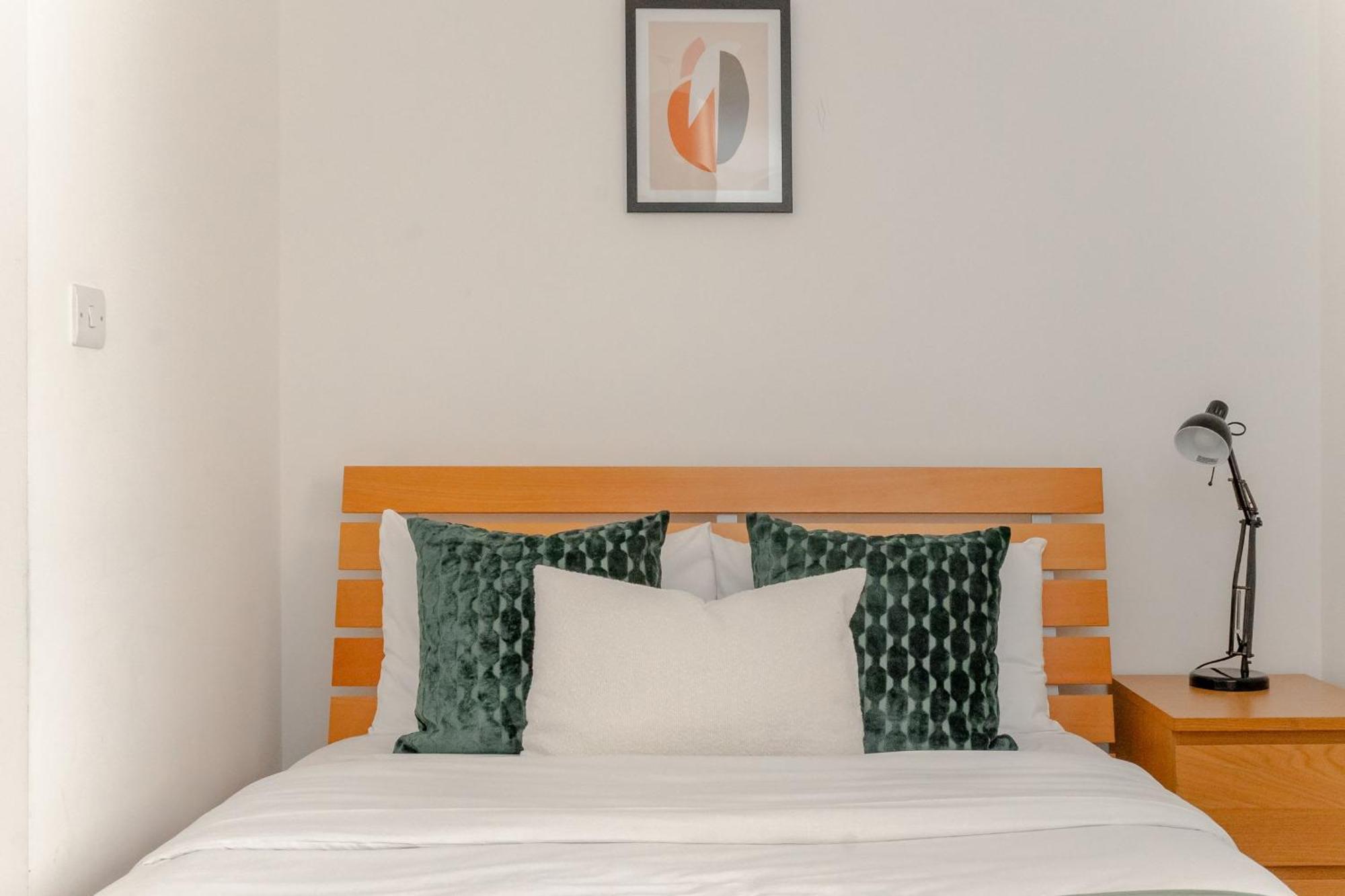 Holborn - 2Br Near Covent Garden -Cityapartmentstay ロンドン エクステリア 写真