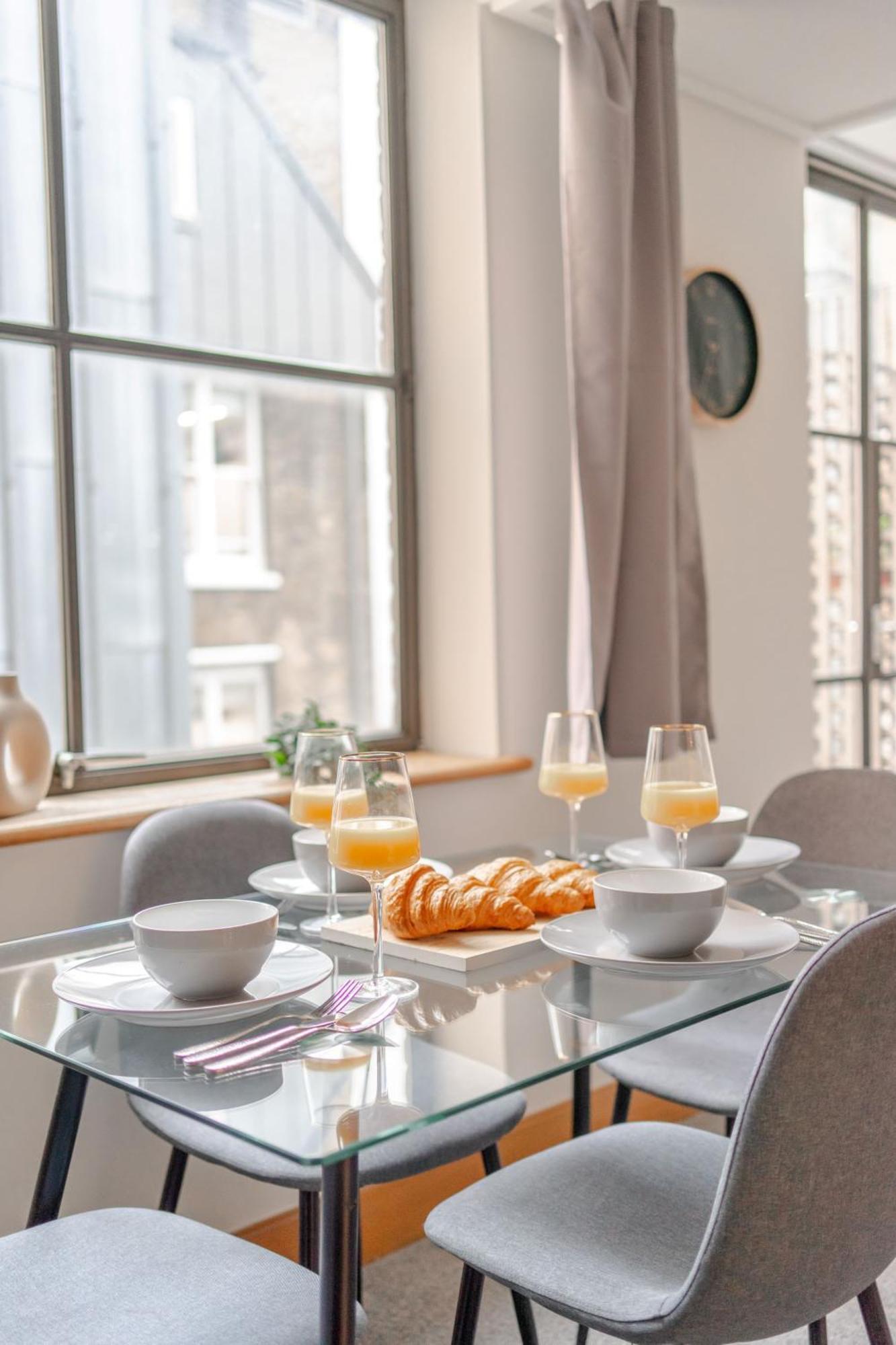 Holborn - 2Br Near Covent Garden -Cityapartmentstay ロンドン エクステリア 写真