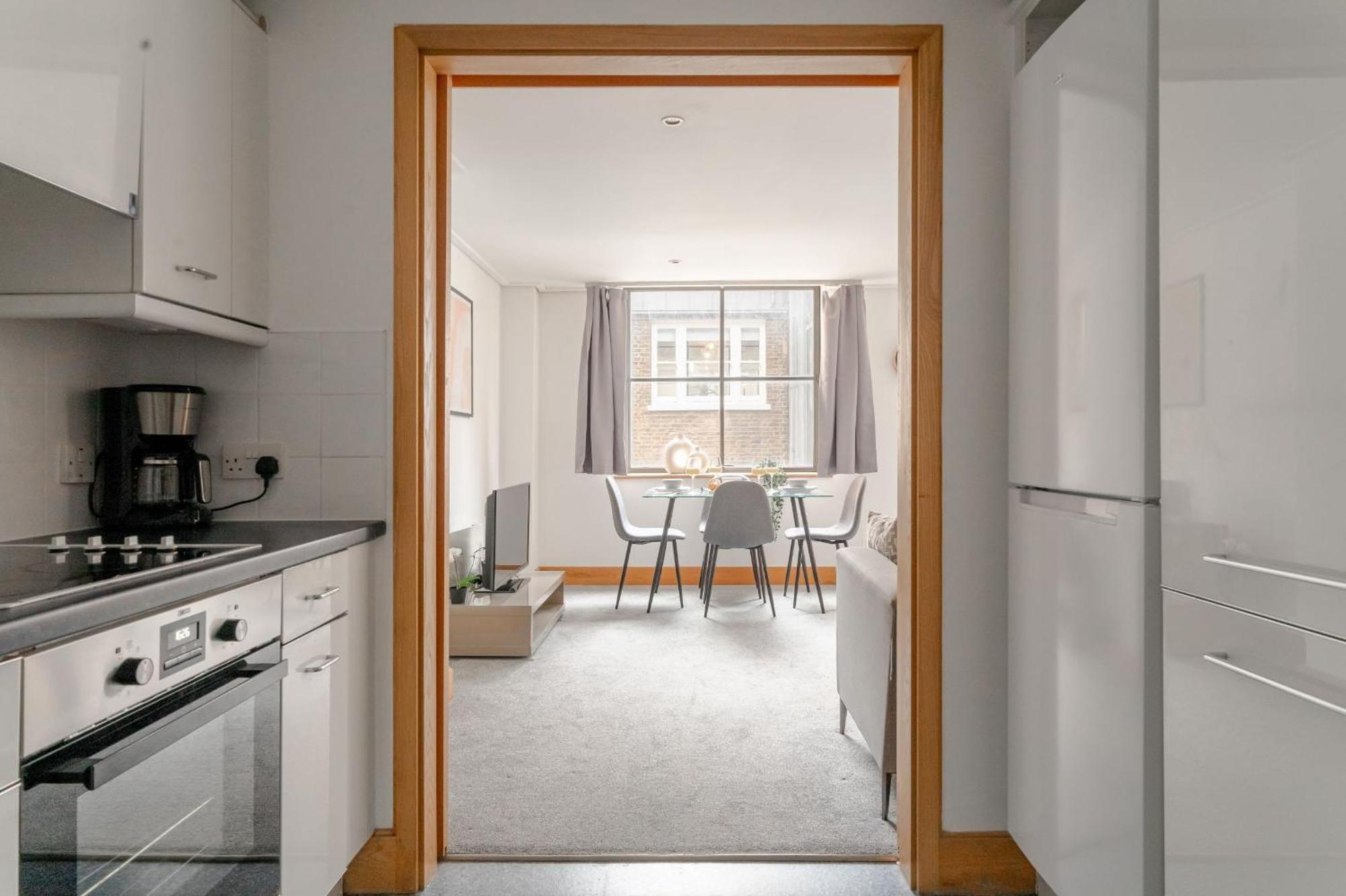 Holborn - 2Br Near Covent Garden -Cityapartmentstay ロンドン エクステリア 写真