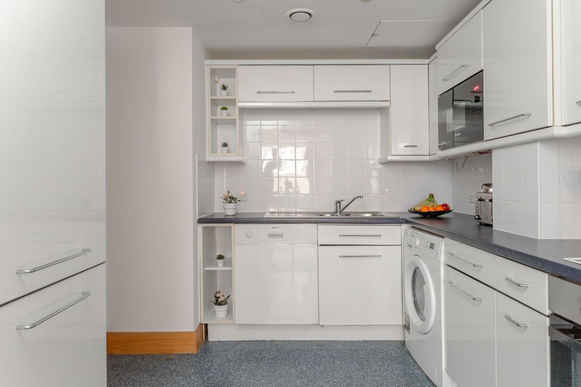 Holborn - 2Br Near Covent Garden -Cityapartmentstay ロンドン エクステリア 写真